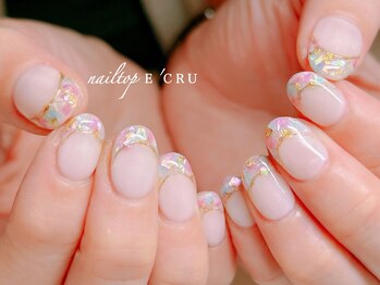 ネイルトップエクル(nail top E CRU)/