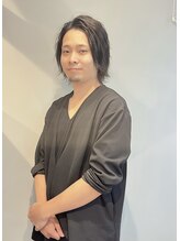 メヴィ(Mavie) 岡田 崇彰