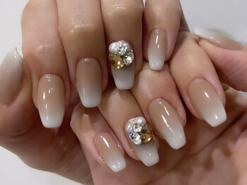ナルネイル(nalunail)の写真/シンプルデザインの中にもこだわりを★手元が美しく見えるデザインやフォルムをご提供いたします♪