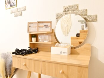 ベルミナ アイラッシュ(Belmina Eyelash)/ドレッサーご用意してます♪