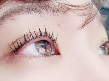 まつげ家クルン 横浜店(kurun)の写真/トリートメント付のまつ毛パーマで、自まつ毛の負担を軽減しませんか？まつ毛の健康を第一に考えた施術を★