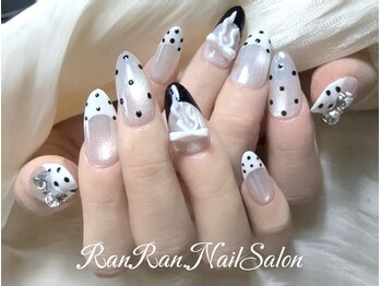 ランラン 池袋(RanRan)/ドットフレンチと立体リボン