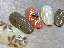 ビービーネイル(BB)/秋冬カラーのボタニカルネイル