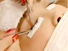 ブルズアイ 羽曳野店/1本1本丁寧に付けていきます！