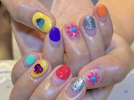 カラフル個性派デザイン♪