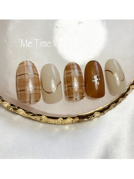 ミータイム(Me Time)/大人チェックネイル