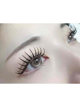 ボリュームのある目元にしたい