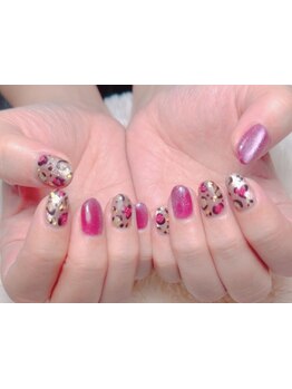 ショートネイルデザインが豊富