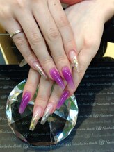 エスフィーネイルサロン ブリーユ(Esfy nailsalon Brille)/金箔ネイル