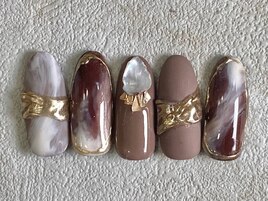 ブラウンリングネイル