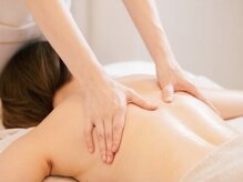 美人バスト 川崎店/背中をしっかりほぐします♪