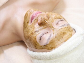 フラリ 西葛西(Hulali)の写真/完全個室のプライベートサロン！人気のハーブピーリングでワンランク上のツルツルたまご肌へ☆