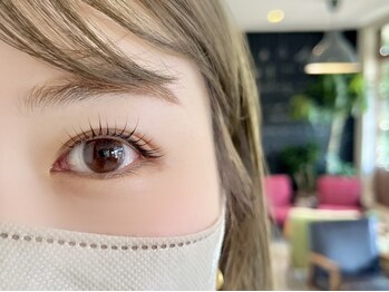 アコル(acor)の写真/瞳に光を♪初めての方も丁寧なカウンセリングで不安を解消◎ナチュラル～華やかデザインまでお任せ！