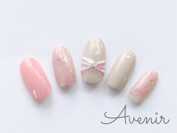 アヴィニール 表参道(Avenir)/ピンクリボン