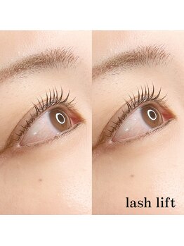 フォーヴリュンヌ(FOVLUNE)/ラッシュリフト