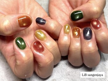 カラフルマグネットネイル