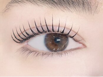 【LEDエクステ×アイブロウ専門】eyelash salon Rongui【和泉府中/泉大津】の写真/【まつげのお悩み解決】あなたの目に合った仕上がりをご提案◎一重・奥二重・下がりまつ毛もお任せを！