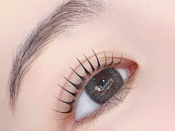クインシー 池袋(Quincy)の写真/【韓国で話題】 マスカラパーマで自まつげをもっと濃く太く、メイクなしでもパッチリなお目元に♪