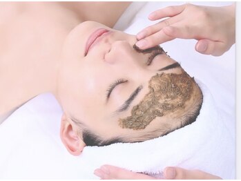 エクラ 新宿本店(Eclat)/リベルハーブピーリング