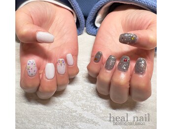 ヒールネイル(heal nail)/アシメ キラキラnail.