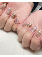 カズネイル(Kazu nail)/ゴールドのキラキラネイル