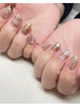 カズネイル(Kazu nail)/ゴールドのキラキラネイル