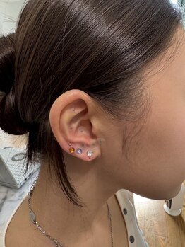 フロウ(Flow)/ドライヘッドスパ後に耳つぼ