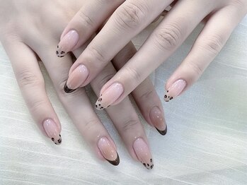 スペラ 大宮店(Spera)/ヒョウ柄さりげなくチークネイル