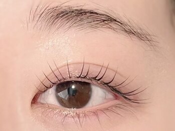 エメ 芦屋(esmee)の写真/【目元にお悩みの方必見！】経験豊富なスタッフがお悩みに寄り添った提案でなりたい目元へ近づけます♪
