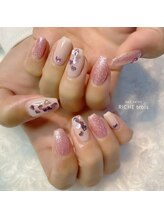 リッシュ トロワ(RICHE trois)/キラキラ×ハート埋め尽くし♪