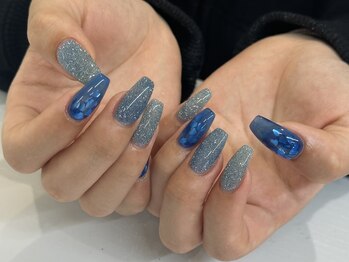 ハート埋め込みネイル