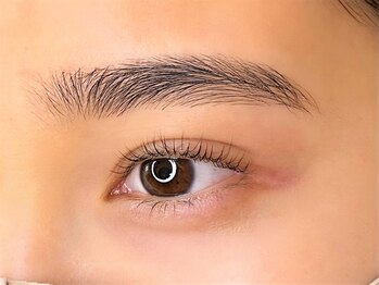 アン(un)/アイブロウ×パリジェンヌ