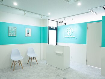 ホワイトニングカフェ 茨木店/サロンへようこそ♪