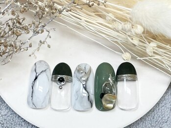 ネイルルームシャイン/