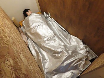 西宮の沢リンパ整体院/岩盤浴入浴姿