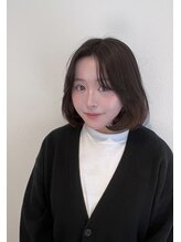 アイウル 柏店(Eye'ulu) トミタ リカ