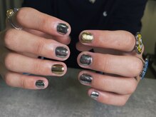 オムネイル 渋谷(HOMME NAIL)/ミラーネイル ¥7.100