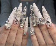 ノアールネイルズ(Noir nails)