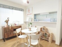 コスメティックスアンドビューティ グランディール/【店内】アットホームなサロン内