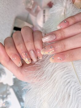 グロー ネイル(Glow Nail)/