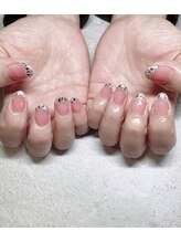 ラグネル(Luxnal)/ガラスフレンチネイル