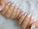 ぷっくりフラワーの爽やかネイル