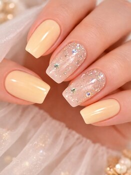 リオッサ オブ ラグーン(RIOSSA of Lagoon)の写真/【マグネット/ワンカラーにちょこっとのかわいいを！】春におすすめの#バターイエローネイル＊春ネイルに◎