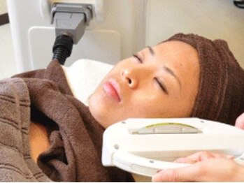 オーブエステティックサロン/8　フォト光フェイシャル