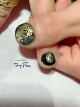 タイニーツリー(Tiny Tree)/メンズネイル