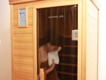 エターナルフレーム(Eternal Flame)/温活！ 岩盤入り遠赤外線サウナ