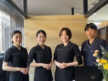 鎌倉ラポール 鎌倉店の雰囲気（鎌倉店のスタッフです。笑顔でお待ちしています）