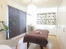 コスメティックスアンドビューティ グランディール/【施術室】店内は安心の完全個室