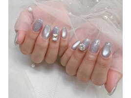 大人上品ネイル