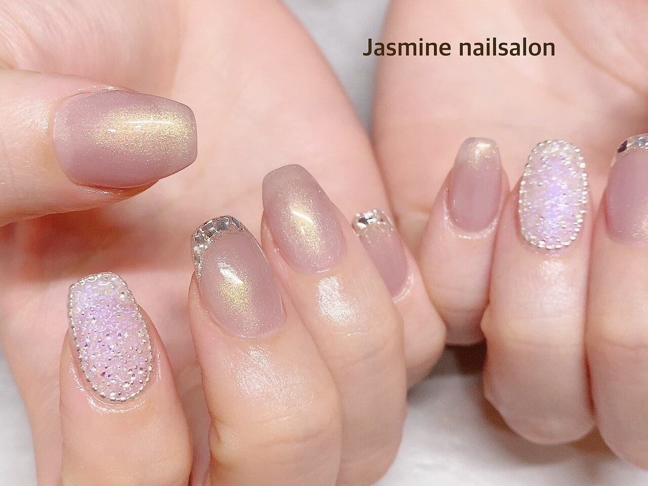 2025年秋トレンド】ジャスミンのネイルデザイン集｜人気順｜3